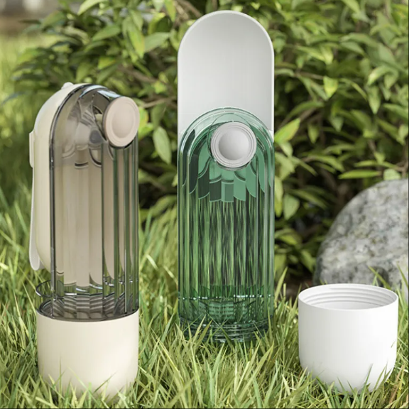 2-in-1 Portable Pet Water Bottle & Bowl – Travel-Friendly Dog Drinking Cup